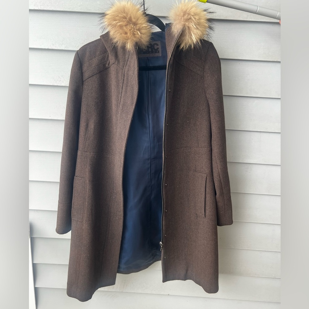 Elegant Marc NY Pea Coat with Fur Collar, Size s